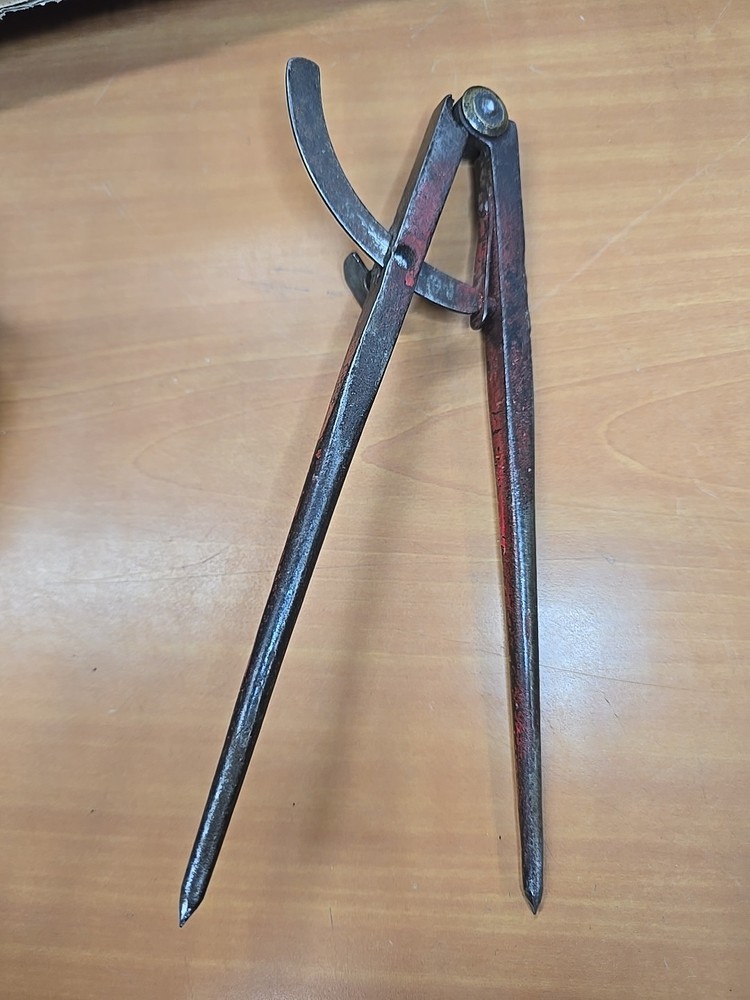 Divider Caliper Compass Classic Style 8" Tall Newark?