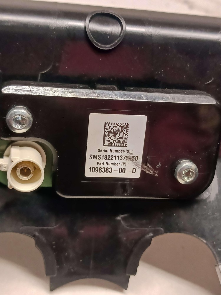 Camera/projector TESLA MODEL 3 18 WINDSHIELD MOUNT