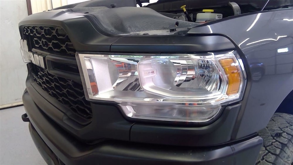 RAM3500 2022 High Mounted Stop Light 1657406