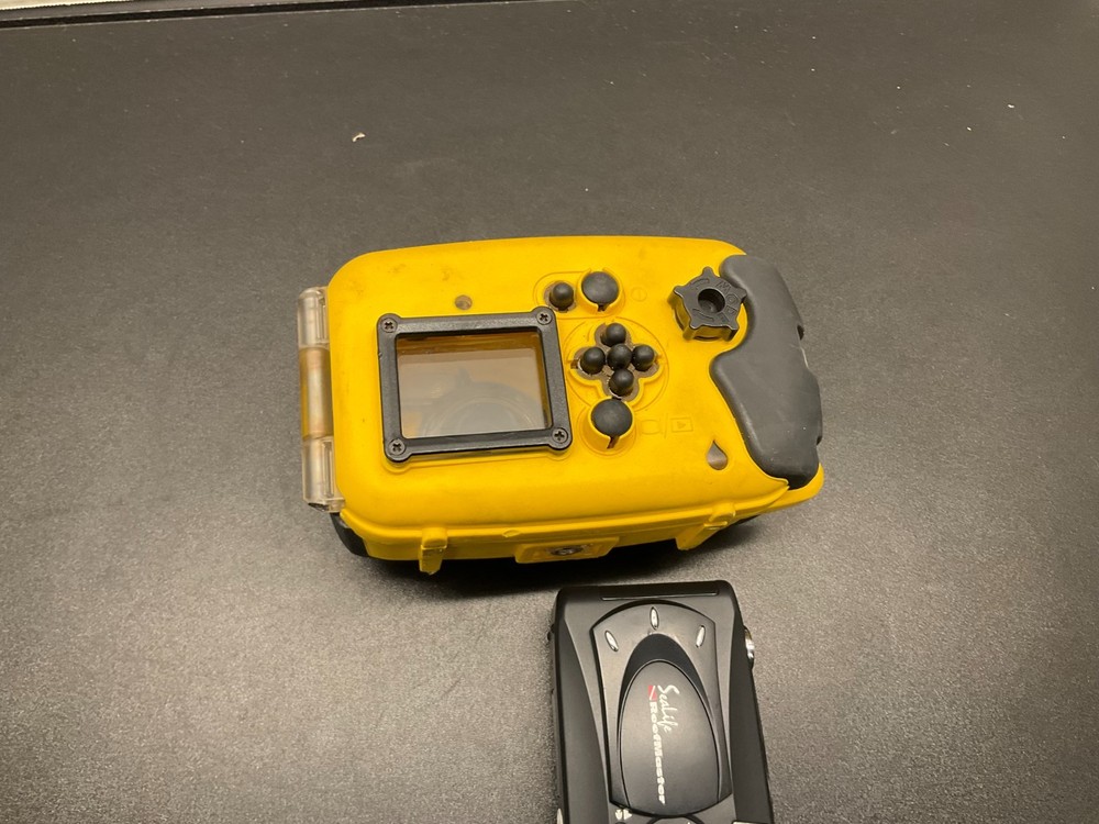 LAND & SEA CAMERA by SeaLife ReefMaster