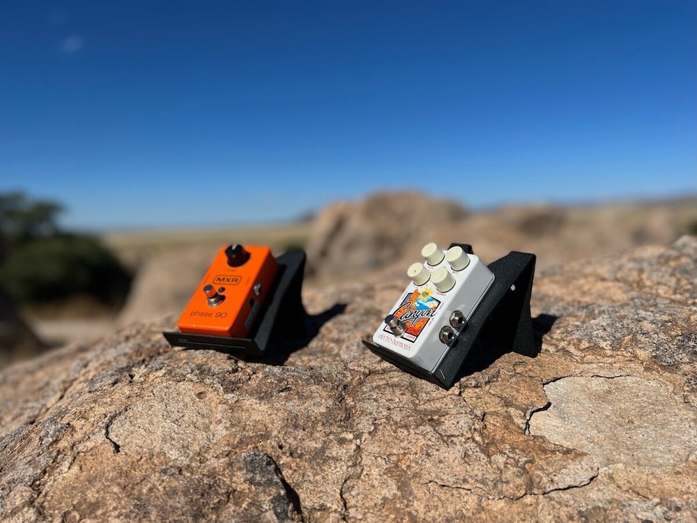 Apache Steel Stand for Guitar Pedal or Effect Unit