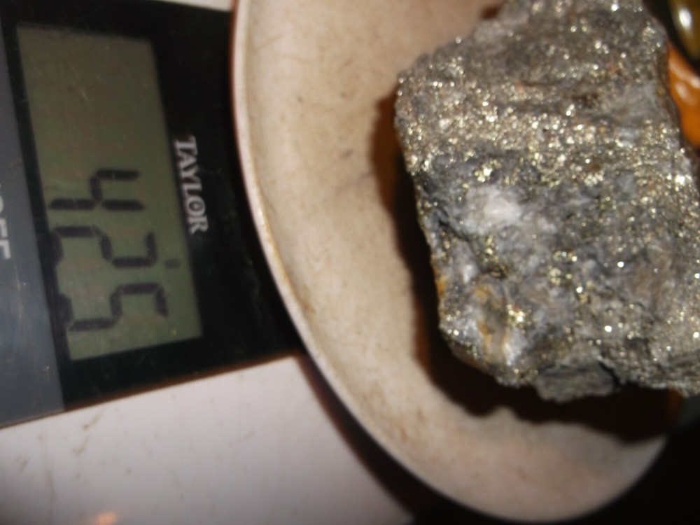 Gold, silver, copper,425 grams samples ,ore high grade .