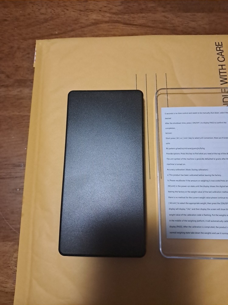 Portable Digital Scale With Calulator 36oz max Compact Nice Tested