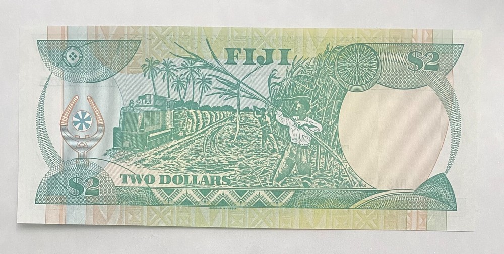 Fiji 1988 2 Dollars Uncirculated Banknote Men pick up Cane