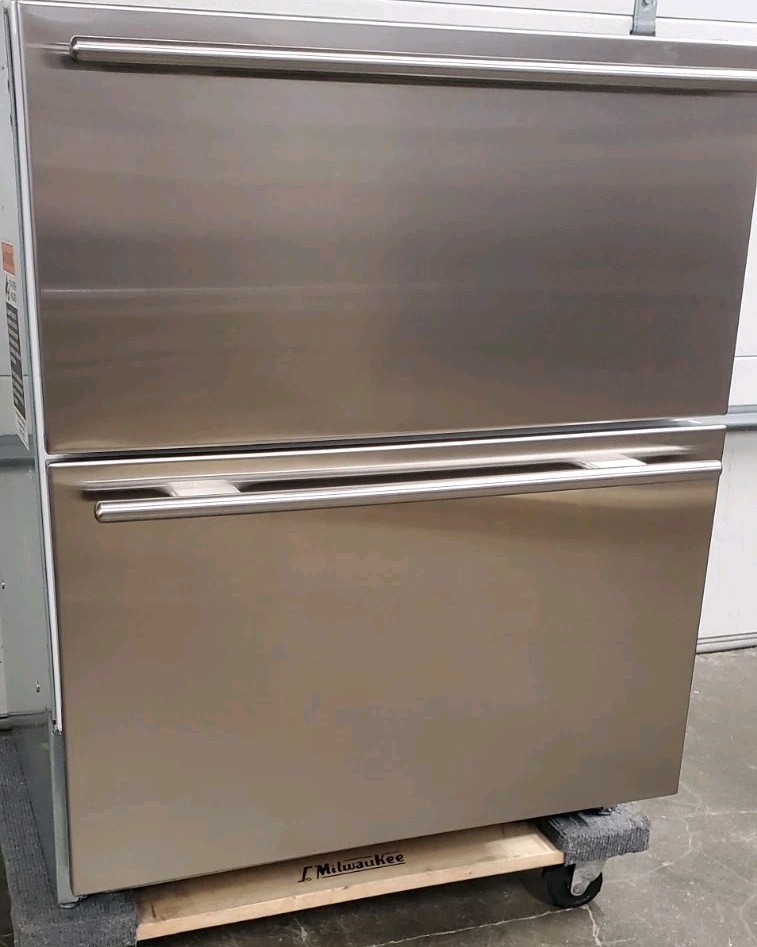 SUB-ZERO UNDERCOUNTER REFRIGERATOR DRAWERS