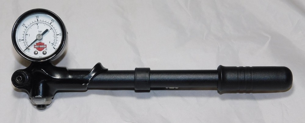 Harley-Davidson Handheld Tire Inflator Pump Gauge