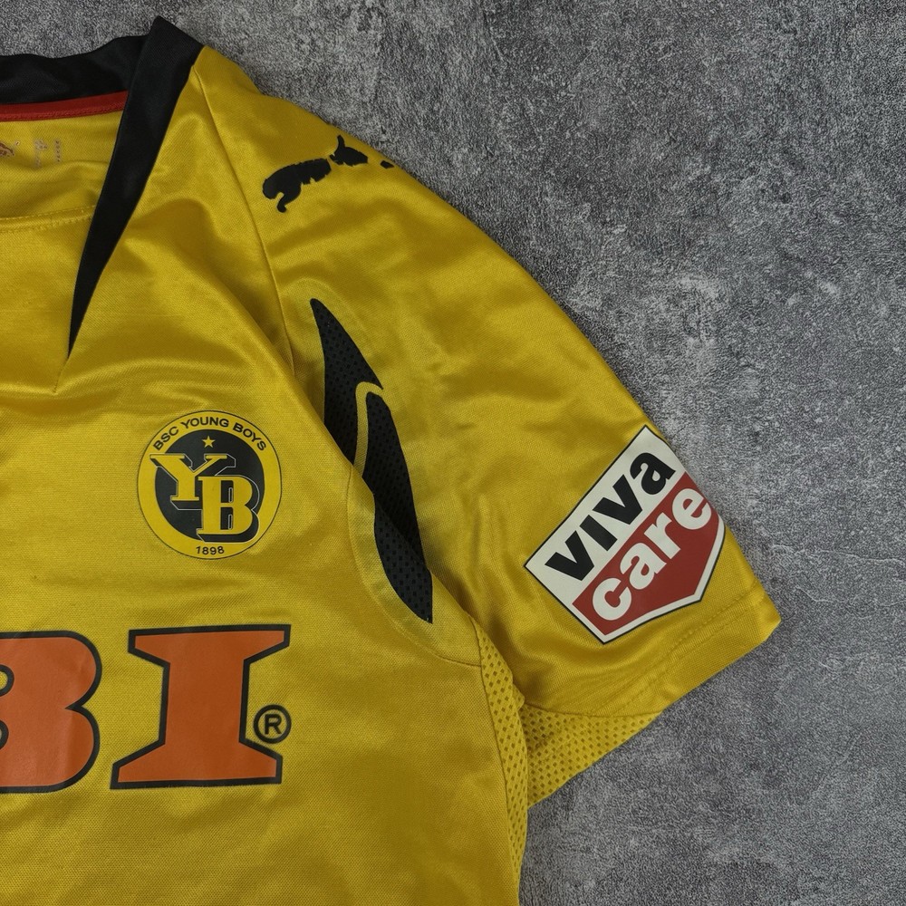 Puma BSC Young Boys 2000s Home Jersey / OBI Sponsor Patch