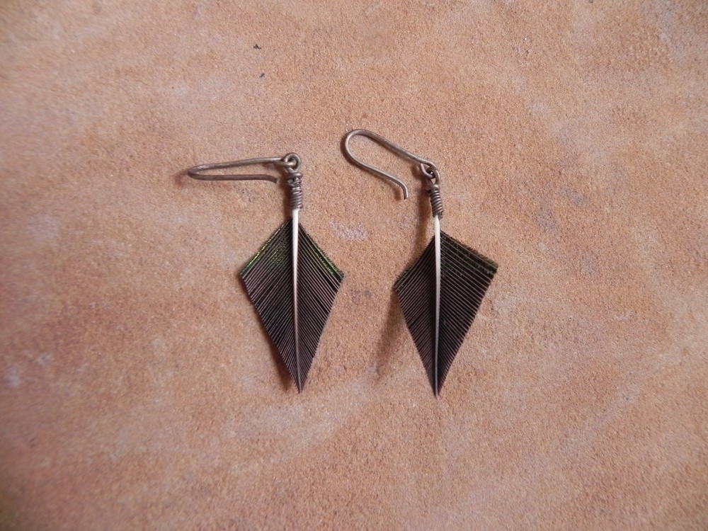 Strut~Triangle Shaped PEACOCK FEATHER Earrings-NEW
