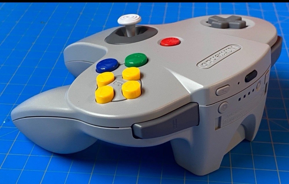 Nintendo Switch Nintendo 64 Online Controller - Very Clean Genuine