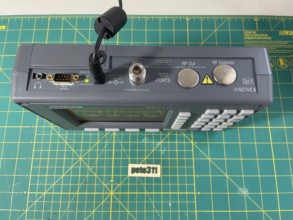 Anritsu Hand Held Spectrum Analyzer MS2711B w/ Case