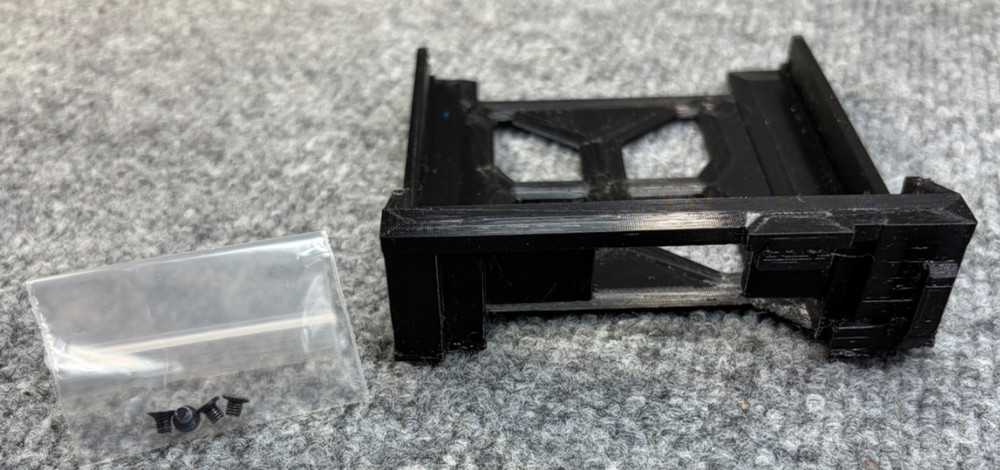 Original OG Xbox 3D printed 2.5'' Drive SSD Sled Caddy For Startech.com Adapter