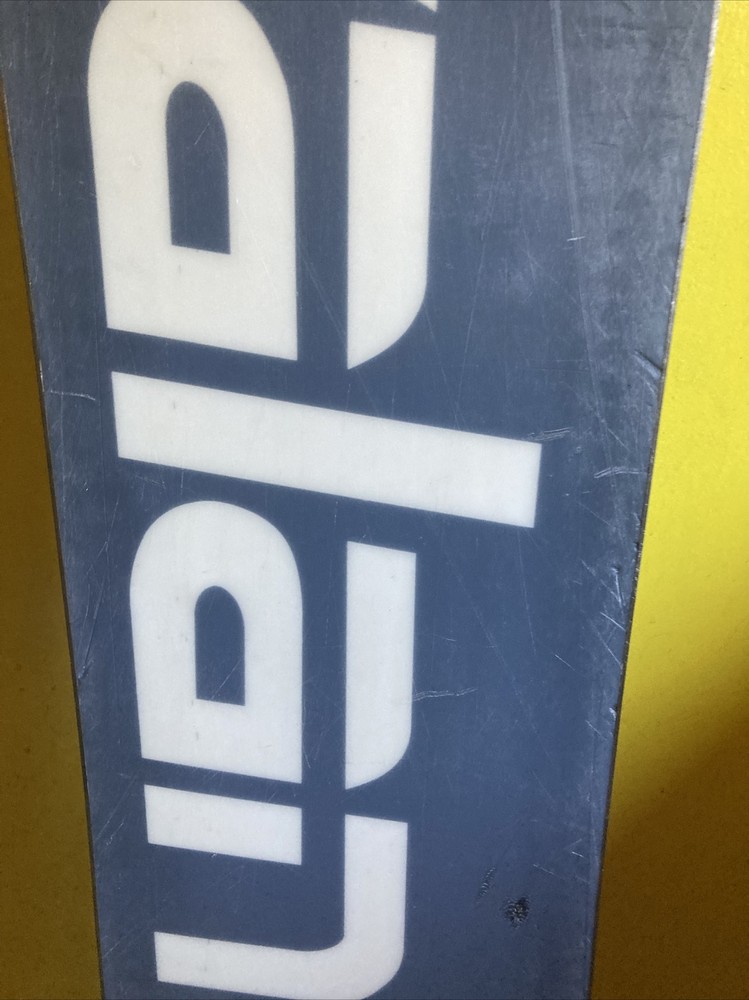 Avalanche Vintage Snowboard Pro Mogul Bumps