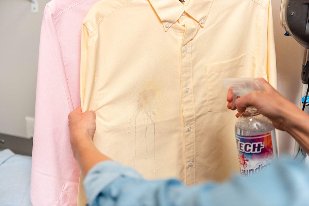 TECH Laundry Stain Remover Spray - Color Safe, Effective Clothes Stain Remove...