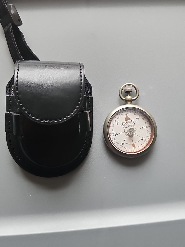 ANTIQUE SHORT & MASON TAYLOR LITENITE COMPASS