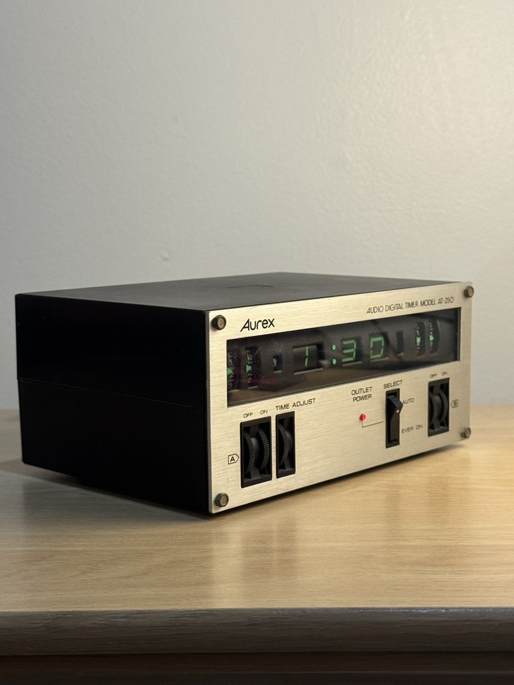 Aurex AT-250 Vintage Audio Timer Clock  Working