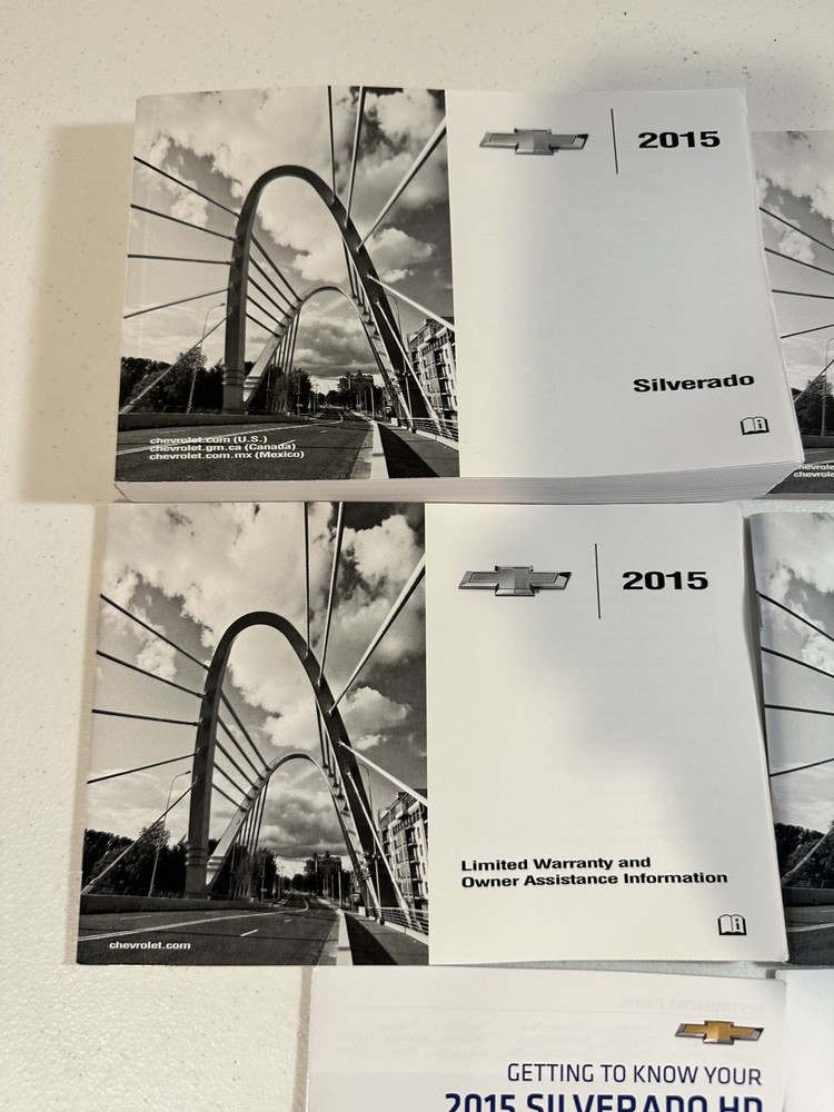 2015 Chevrolet/GMC Silverado Owner's Manual Set