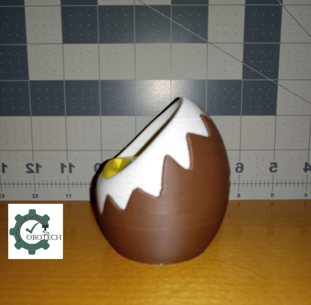 3D Printed Egg Shaped Game Cartridge Holder