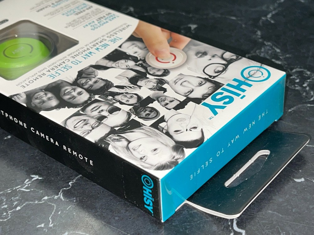 Hisy Wireless Smartphone Camera Remote for Apple/Android - Green Color