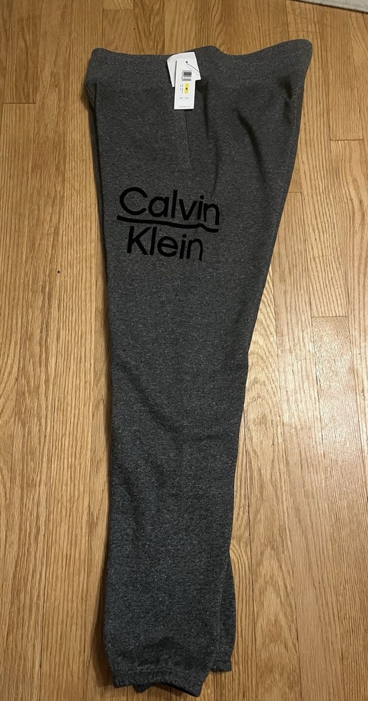 NWT Calvin Klein Women’s Jogger Sweatpants - Size Medium