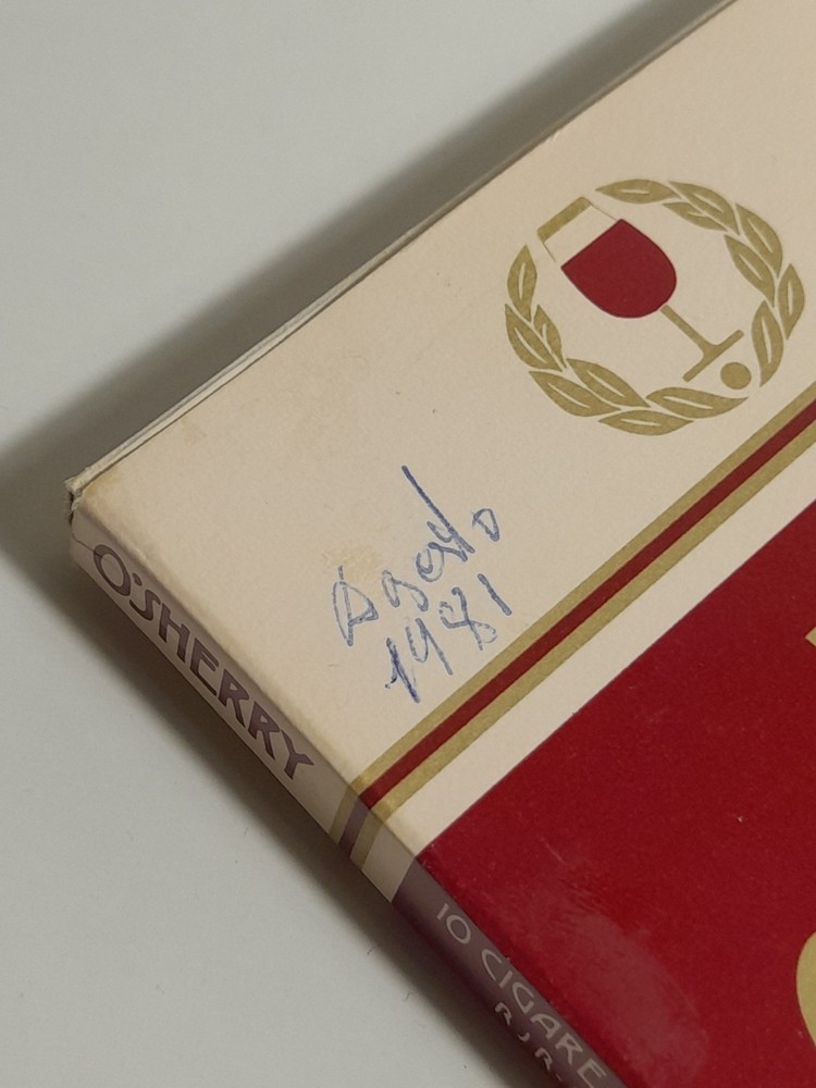 O'Sherry - 10 Pack Canada Cigars - EMPTY
