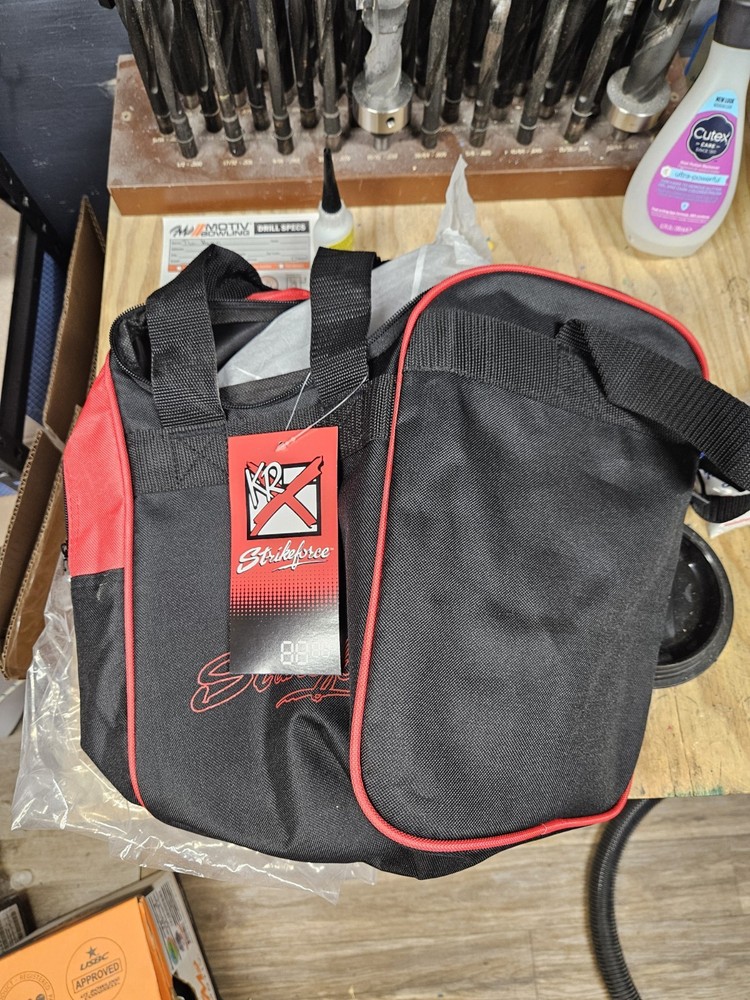 New KR Strikeforce One Ball Bag Red/white