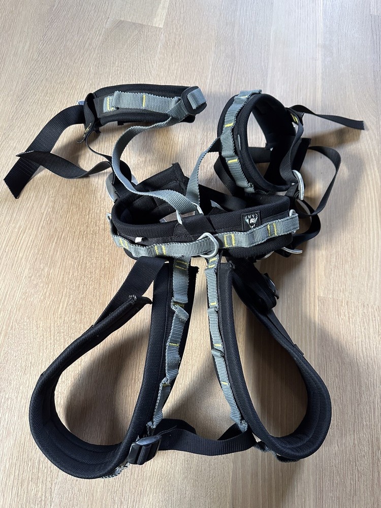 CAMP Climbing Harness Kids Gently Used