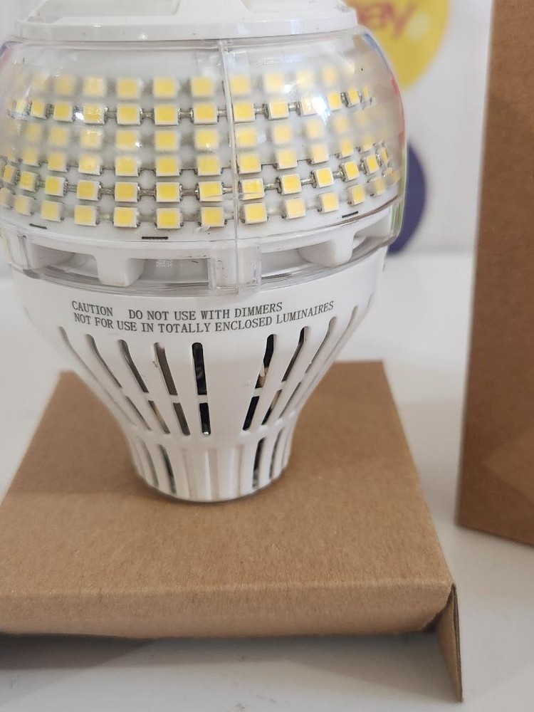 Daylight LED Light Bulb 300 Watt Equivalent Non-dimmable E26 Base 30W Power 5000