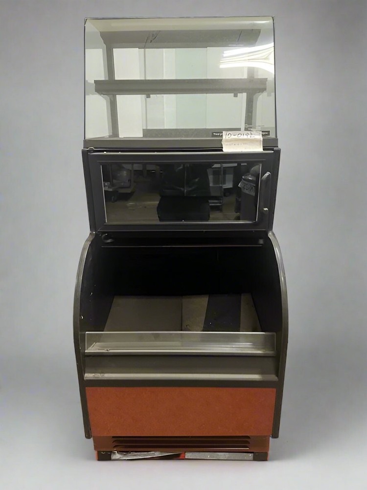 "STRUCTURAL CONCEPTS" TRIPLE ZONE LIGHTED REFRIGERATED DISPLAY MERCHANDISER