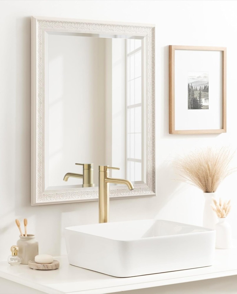 Alysia Decorative Frame Rectangle Wall Mirror 26.5x32.5 White