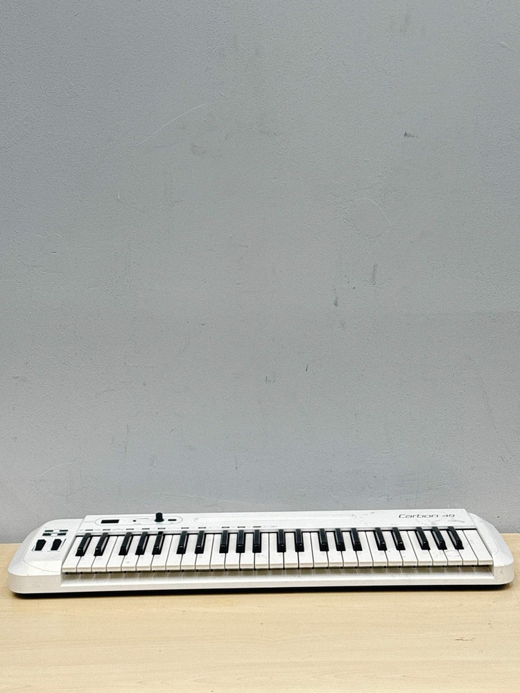Samson Carbon 49 USB White MIDI Keyboard Software Controller