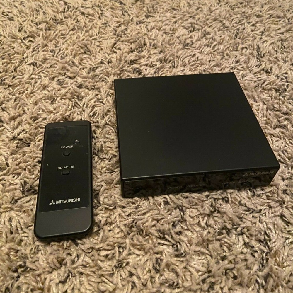 Mitsubishi Electric 3D Adapter Console Box 3DA-1 with Remote (UNTESTED) (READ)