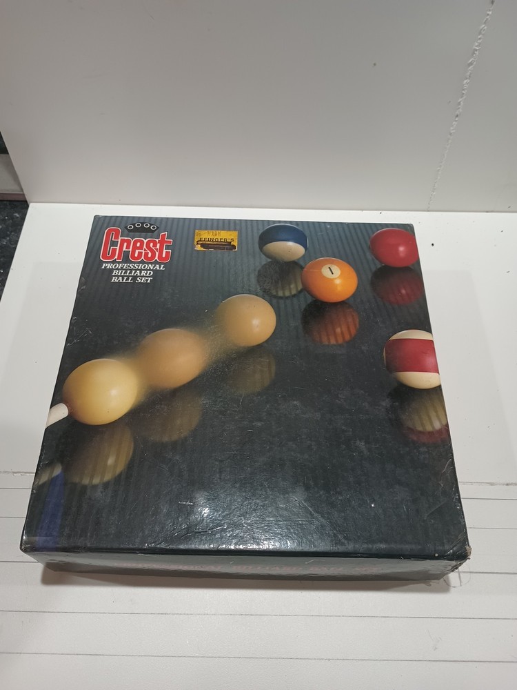 Crest Professional Billiard Ball Set