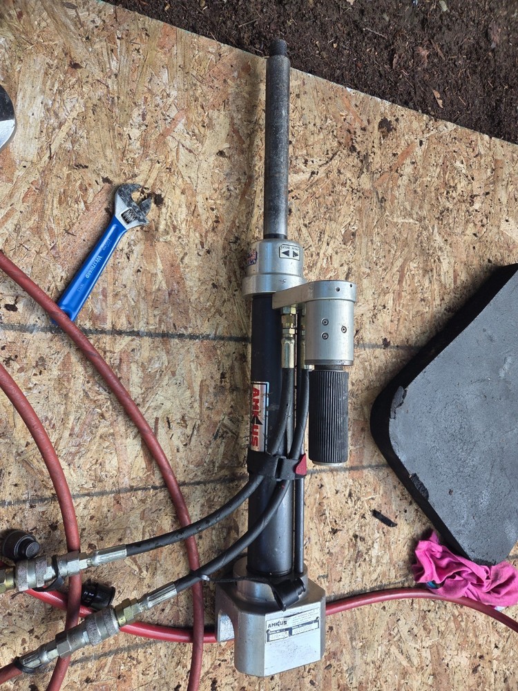 Amkus 40R w/8" ram extender Push/Pull Hydraulic Ram