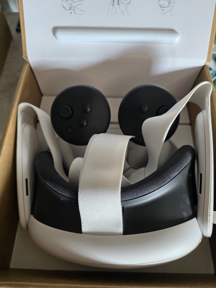 Meta Quest 3 512GB VR Headset - White Complete W Ctrl