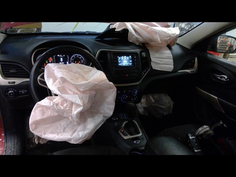 CHEROKEE 2017 Headrest 355251