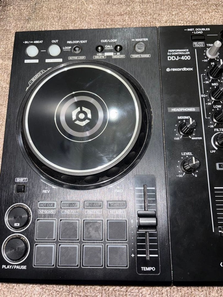 DDJ-400 with soft case