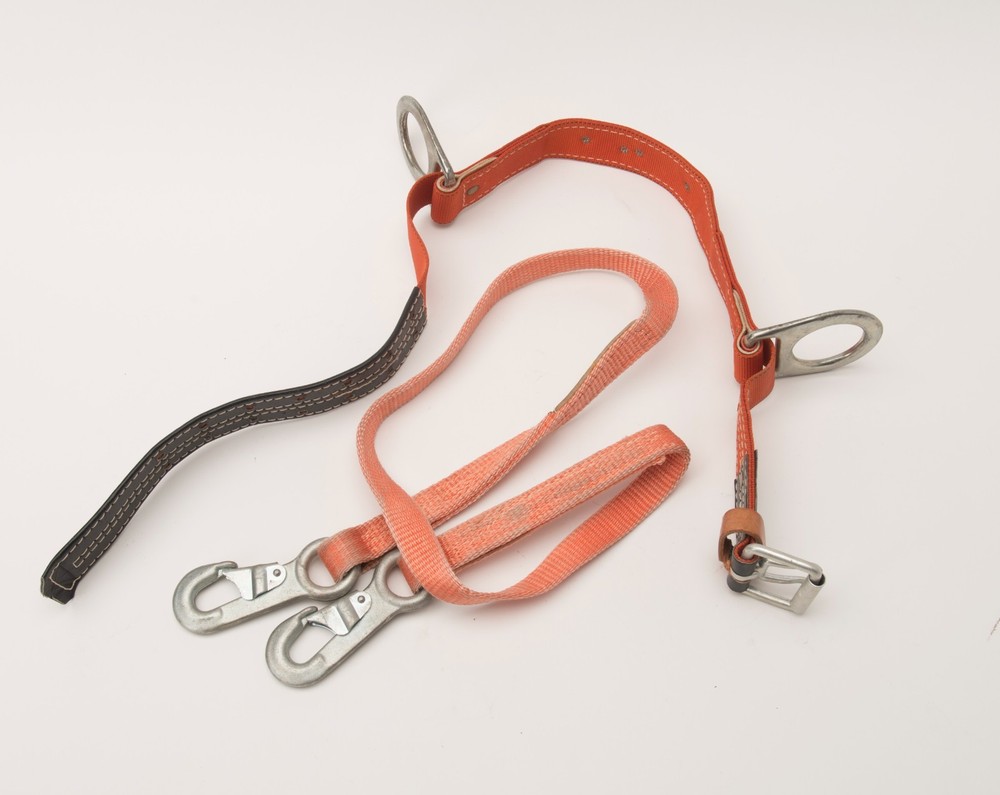 1981 KLEIN TOOLS Model # 5446LB Lineman Belt with Positioning Strap