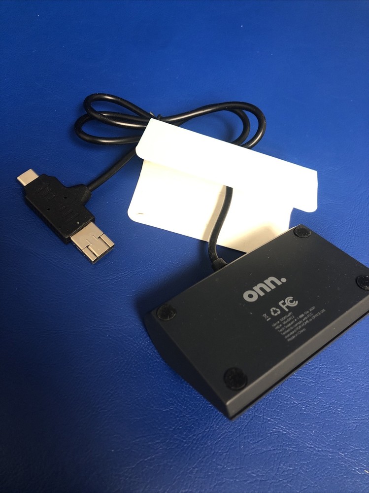 Keep Onn Multi-Port USB Hub CompactFlash Card Reader 100014097