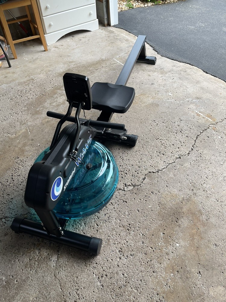Stamina Elite Wave Water Rowing Machine - 351450