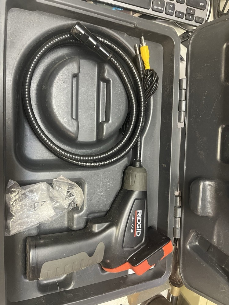 RIDGID Micro CA-25 Inspection Camera / Borescope 2.7” LCD + LED Light