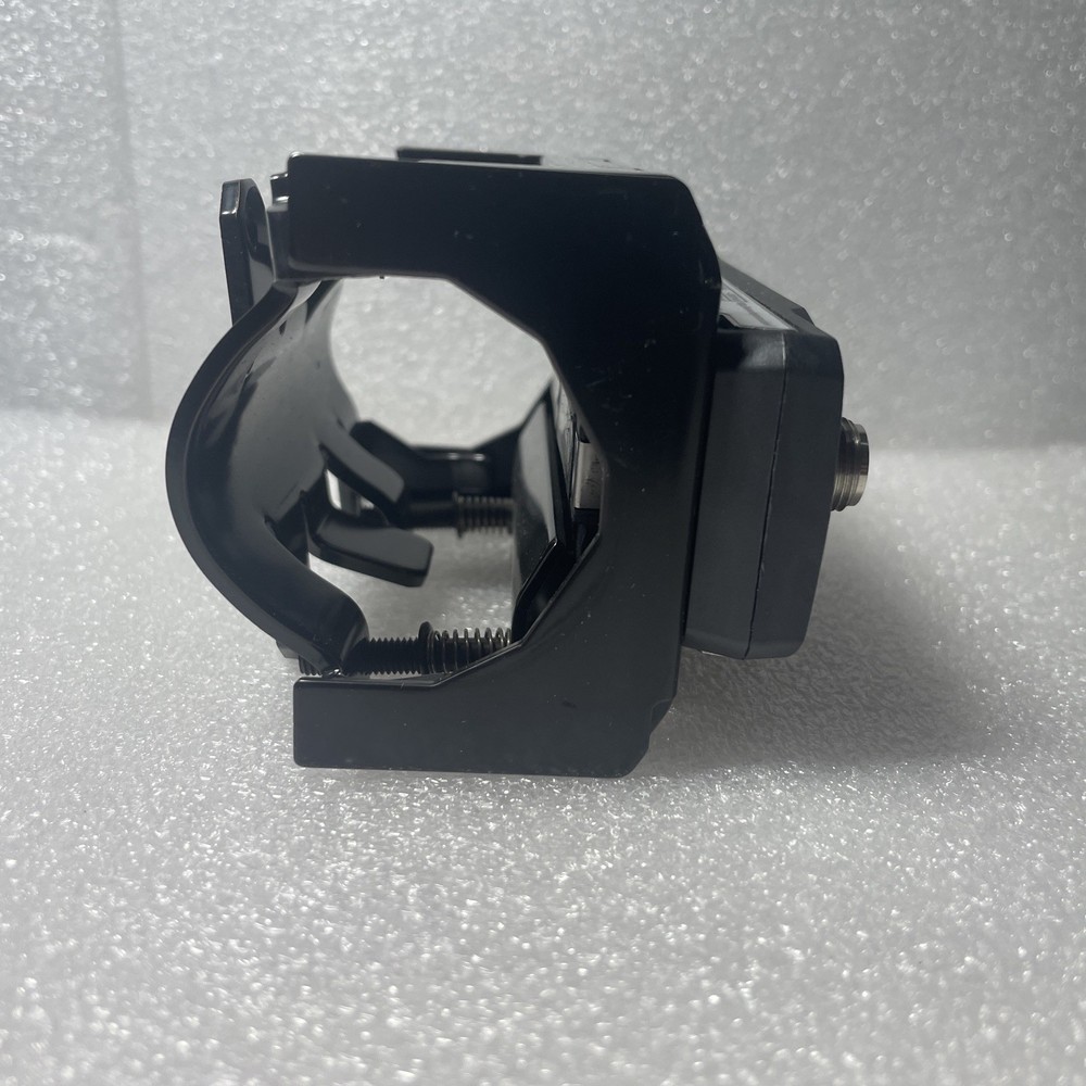 KEYENCE FD-Q32C FLOW SENSOR WITH MOUNTING BRACKET QTY AVAIL