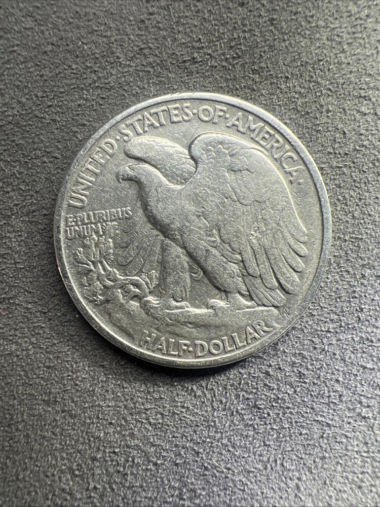 1943 Walking Liberty Half Dollar XF 90% Silver!