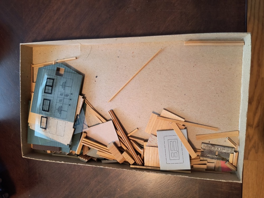 Vintage True Scale Structures