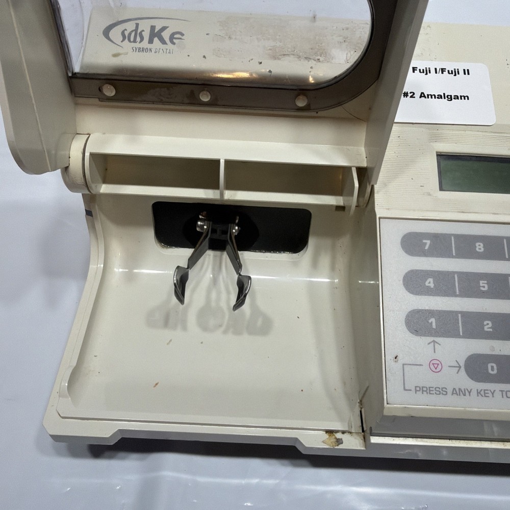 SDS KERR Demetron OptiMix 100 Dental Amalgamator Digital Mixing System