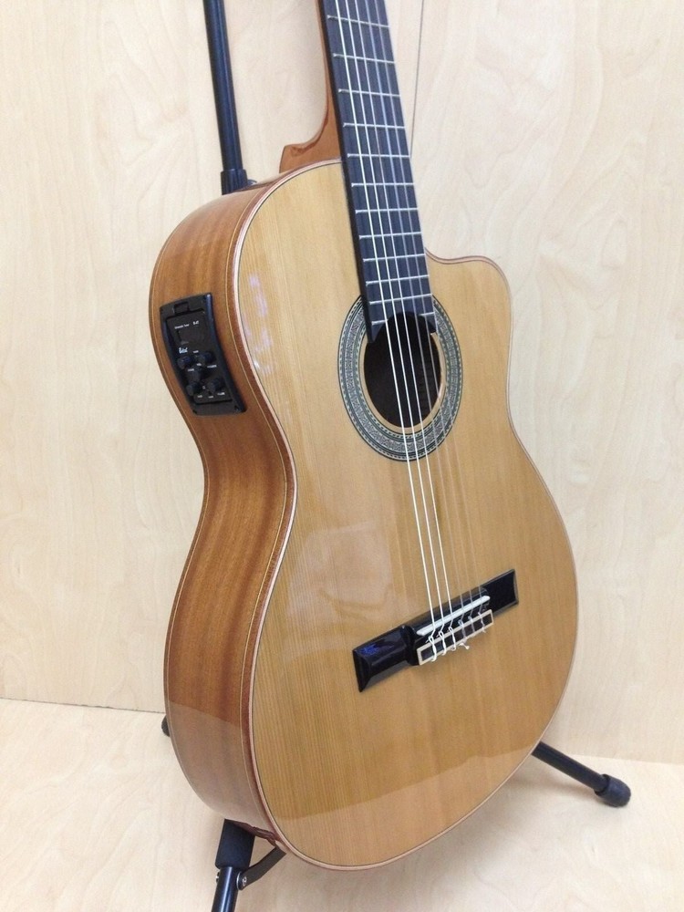 Miguel Rosales HS10CEQN Solid Top Electro-Classical Guitar + Accessories