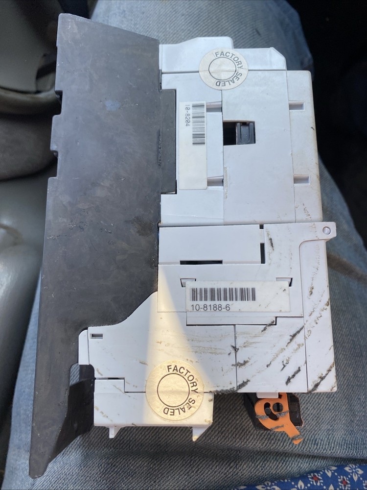 Cutler Hammer S751L27N3S Soft Starter