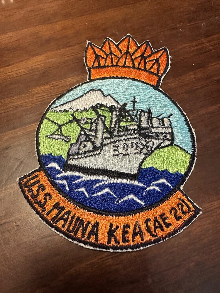 Vintage US Navy USS Mauna Kea Ship Patch