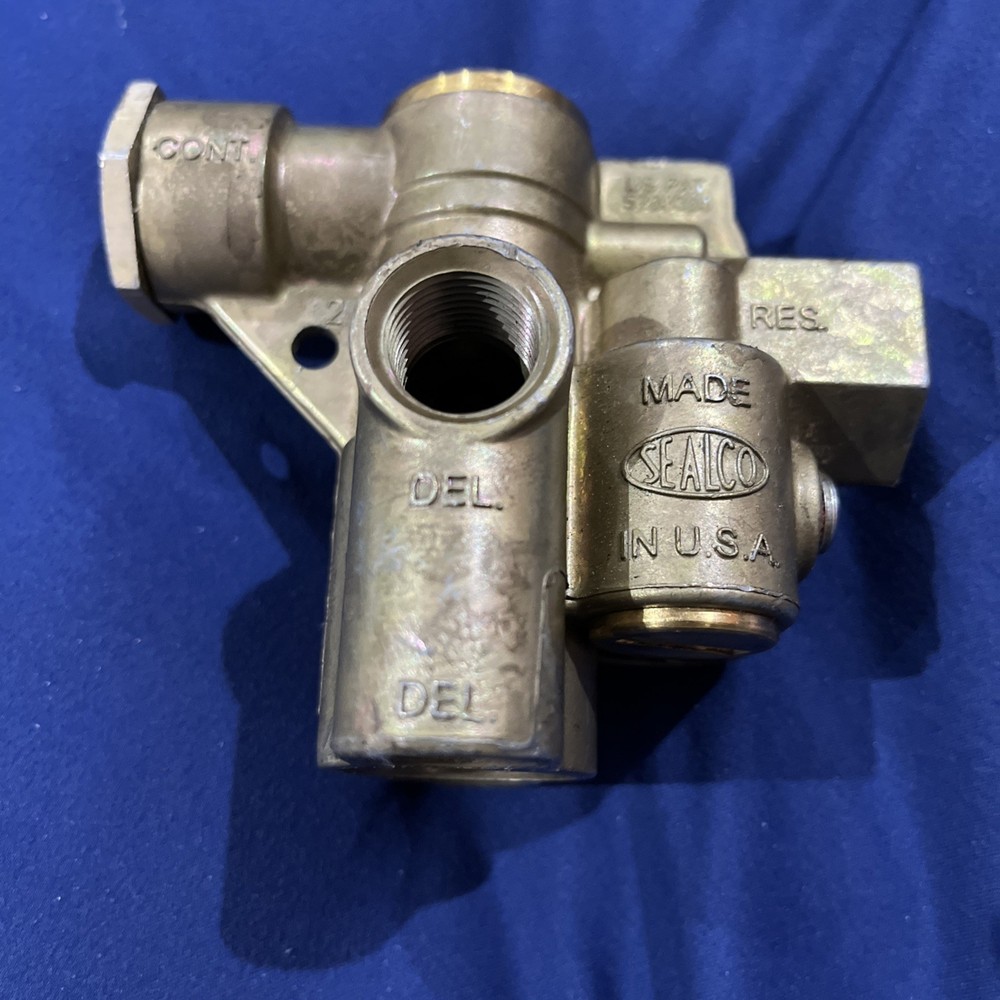 Genuine Sealco 110800 Enhanced Spring Brake Priority Control Valve