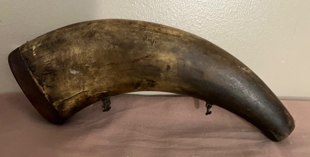 Antique powder horn flat sided 9.5”