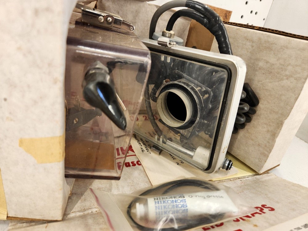 Ikelite Underwater Photographic System Camera Housing Case